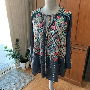 Blue rayon embroidered tunic